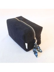 Trousse 2 : Noire fleurie