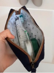 Trousse de toilette compacte personnalisable – Élégante et pratique | Fait main en France