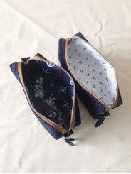 Trousse de toilette compacte personnalisable – Élégante et pratique | Fait main en France