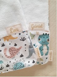 Bavoir enfant personnalisable – Fait main en France | Doux et pratique